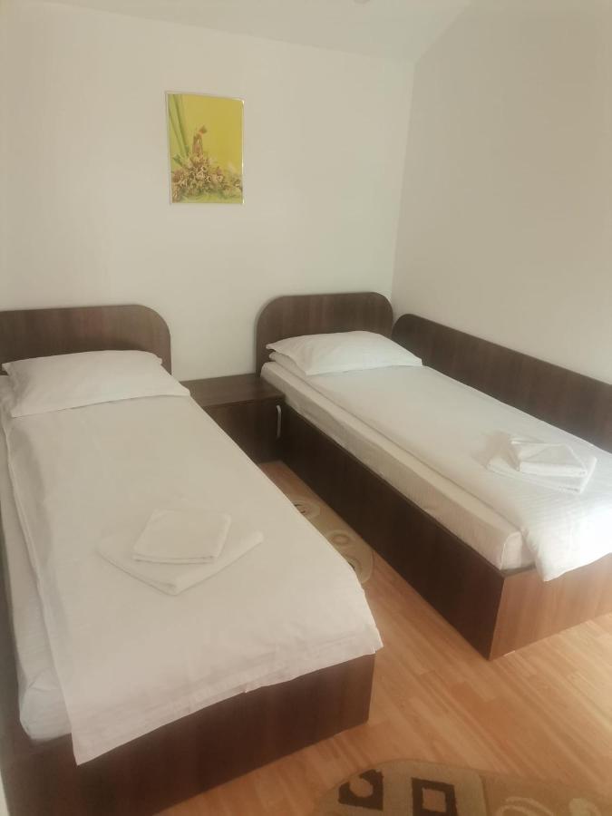 Casa Viviana Hotel Baia Bagian luar foto