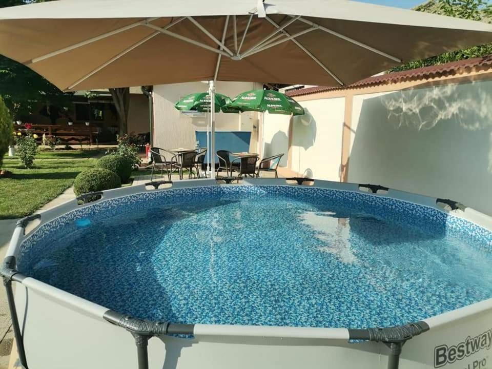 Casa Viviana Hotel Baia Bagian luar foto